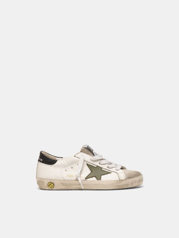 Super-Star sneakers with an army green star and black heel tab | Golden ...