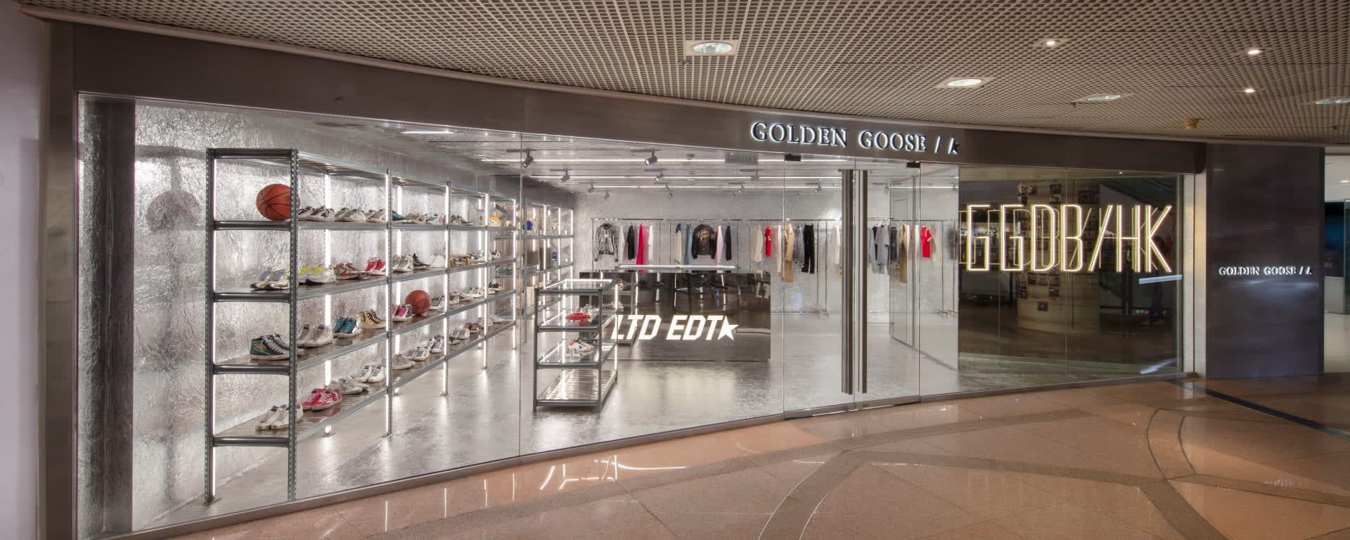 Golden Goose HONG KONG HARBOUR CITY 3中2