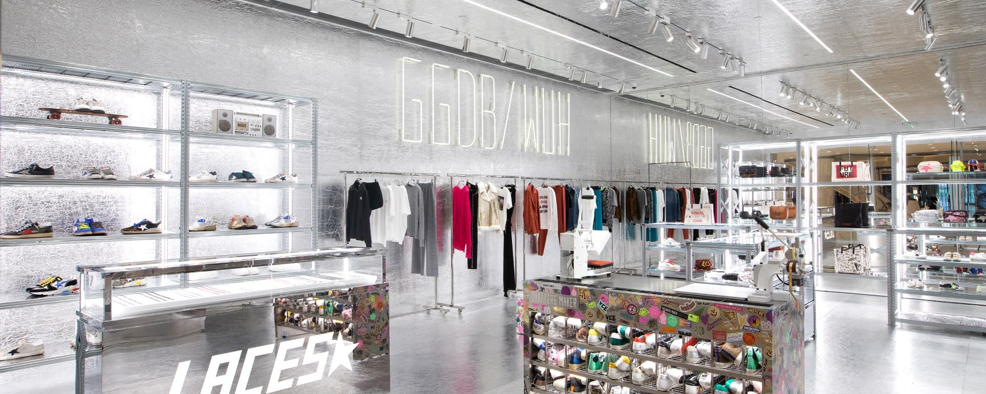 Golden Goose WUHAN WUHAN INTERNATIONAL PLAZA 3中2