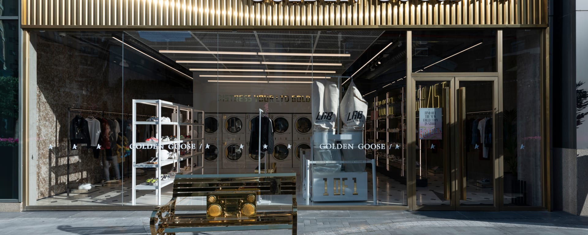 Golden Goose ISTANBUL FLAGSHIP STORE 2 / 2