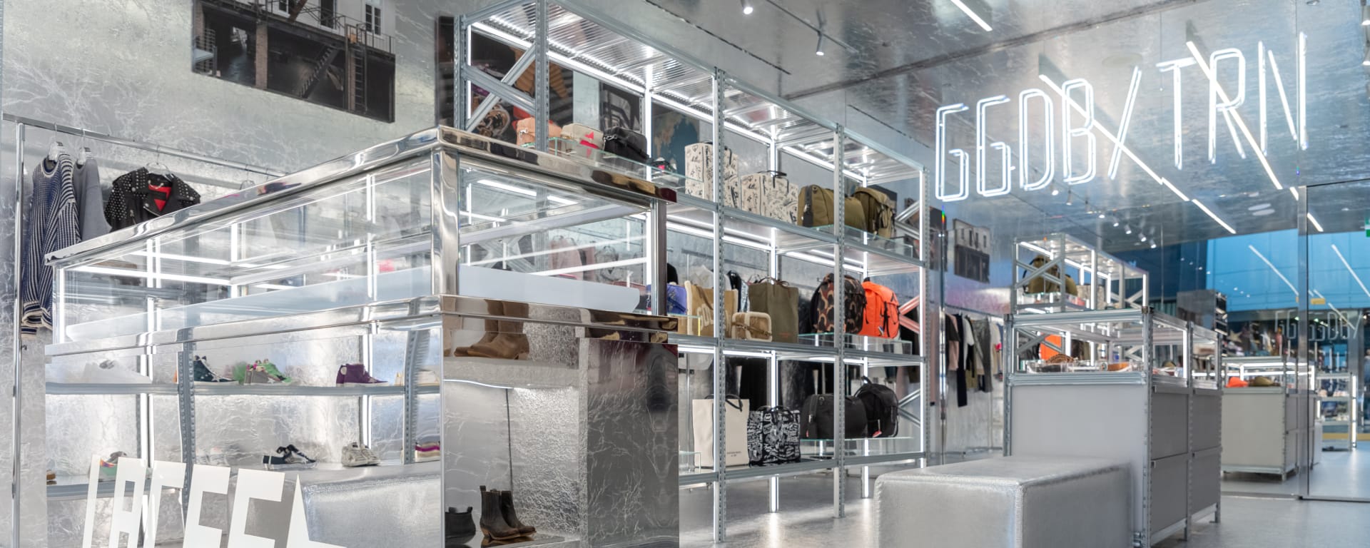 Store TORONTO Golden Goose