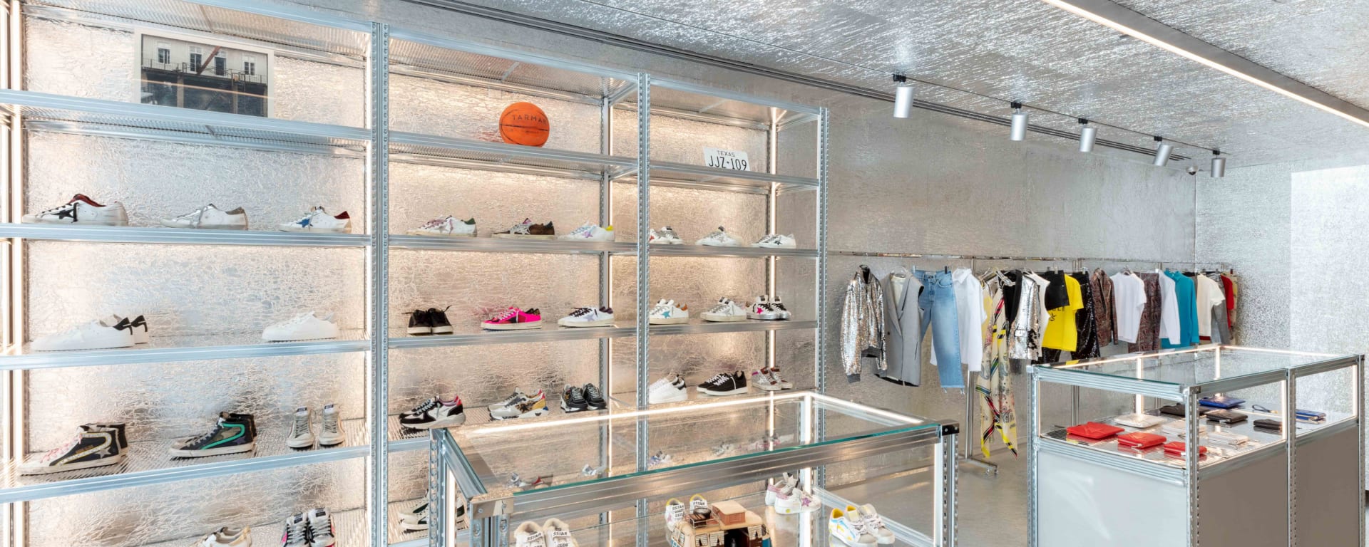 Golden goose flagship store best sale