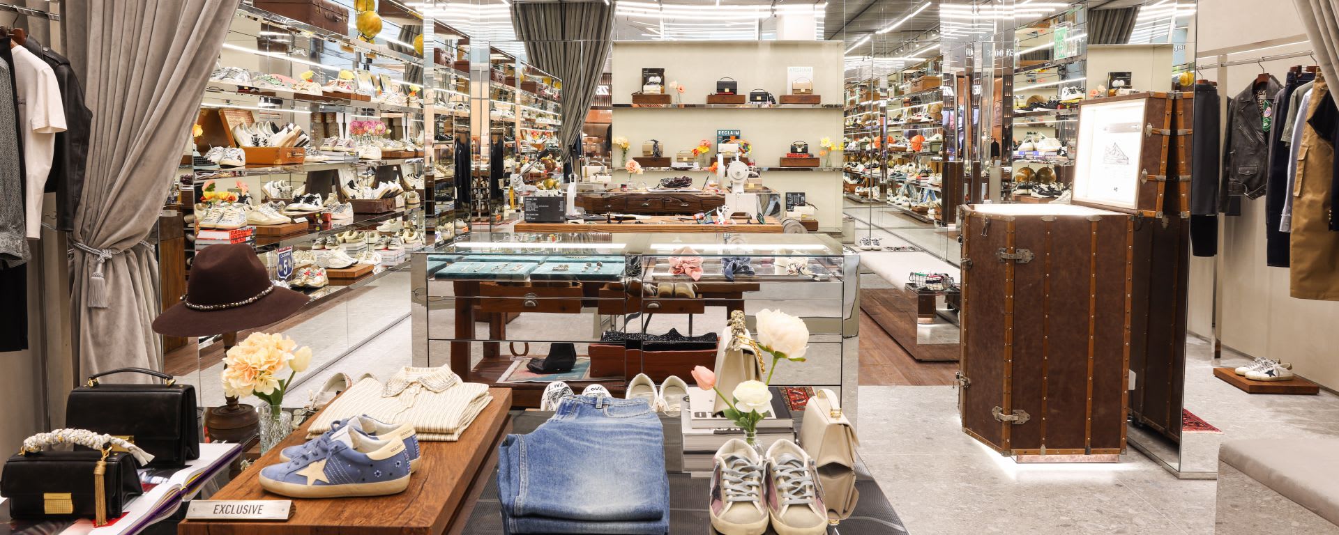 Golden Goose RIYADH FLAGSHIP STORE 2 of 3