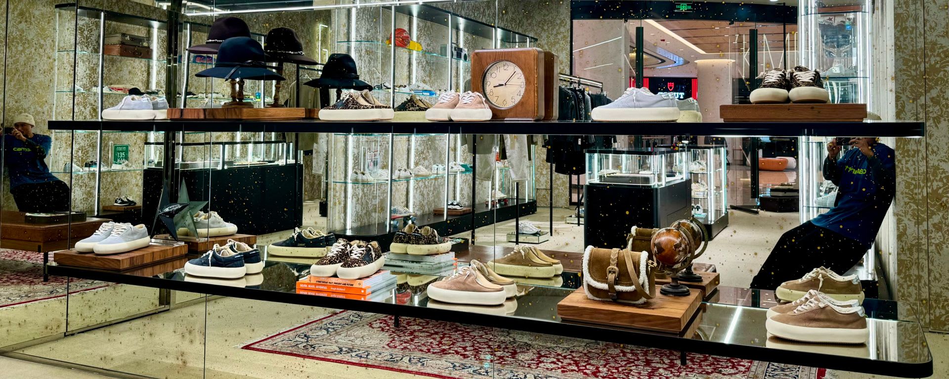 Golden Goose KUNMING SPRING CITY 66 3 sur 3