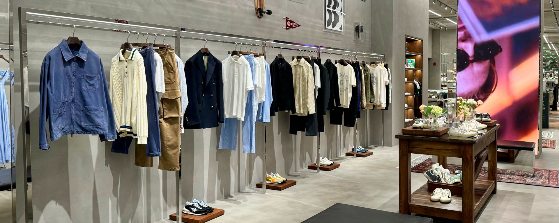 Golden Goose NANJING IFC MALL 2 of 3