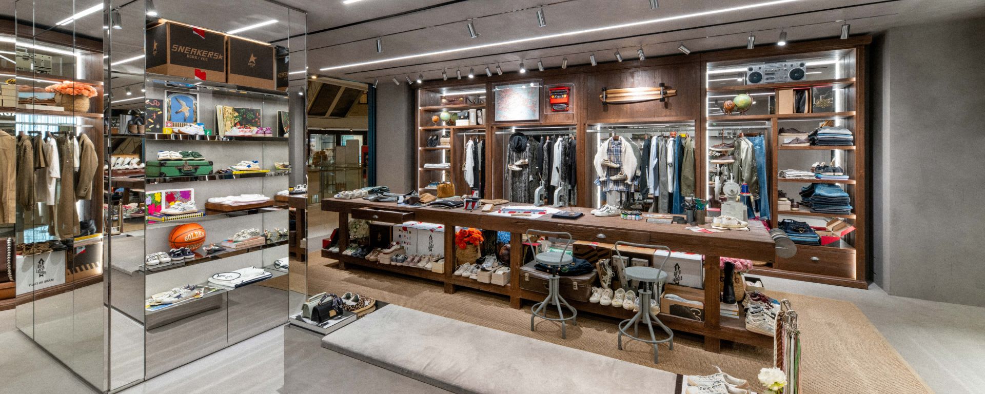 Golden Goose SHANGHAI FLAGSHIP STORE 2 of 3