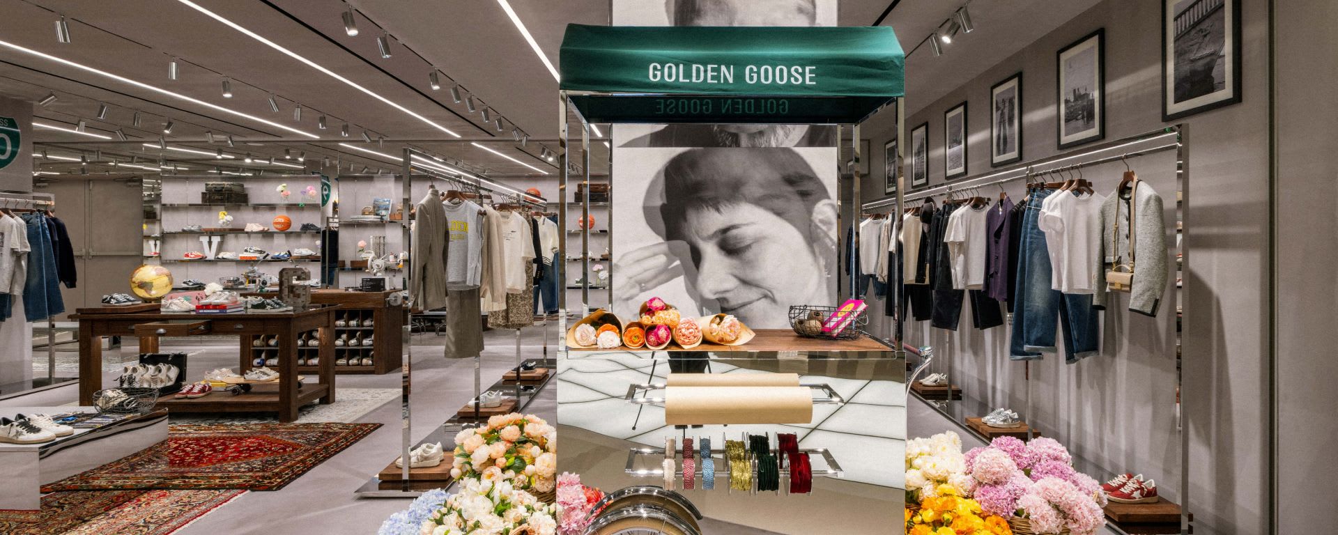 Golden Goose SHENYANG SHENYANG MIXC 3 of 3