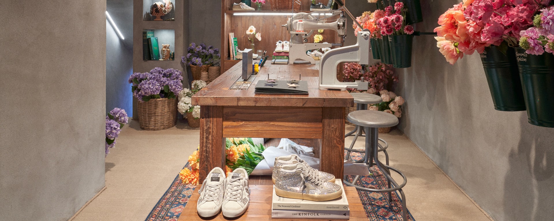 Golden Goose TAORMINA FLAGSHIP STORE 3 of 3