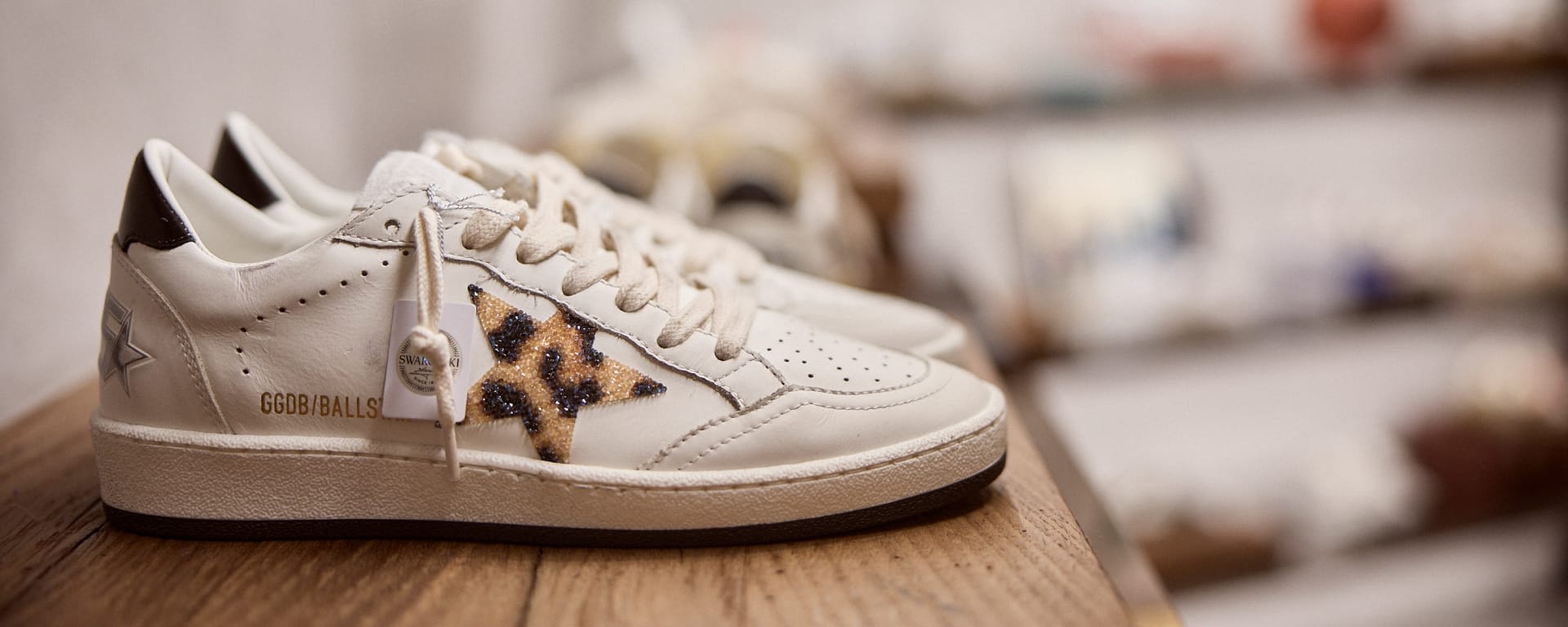 Golden goose sneakers greece on sale