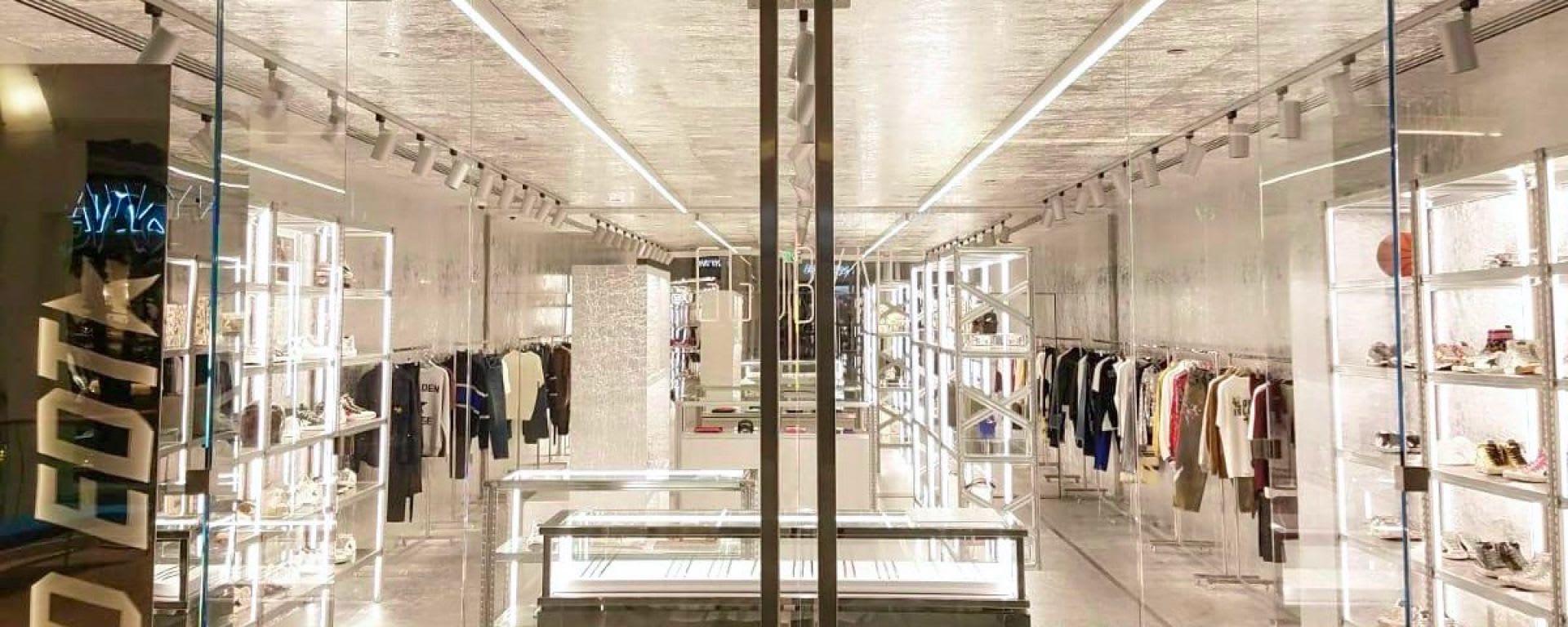 Golden Goose NASHVILLE FLAGSHIP STORE 2 sur 3