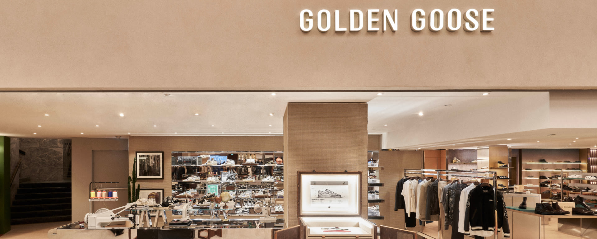 Store MILANO Golden Goose