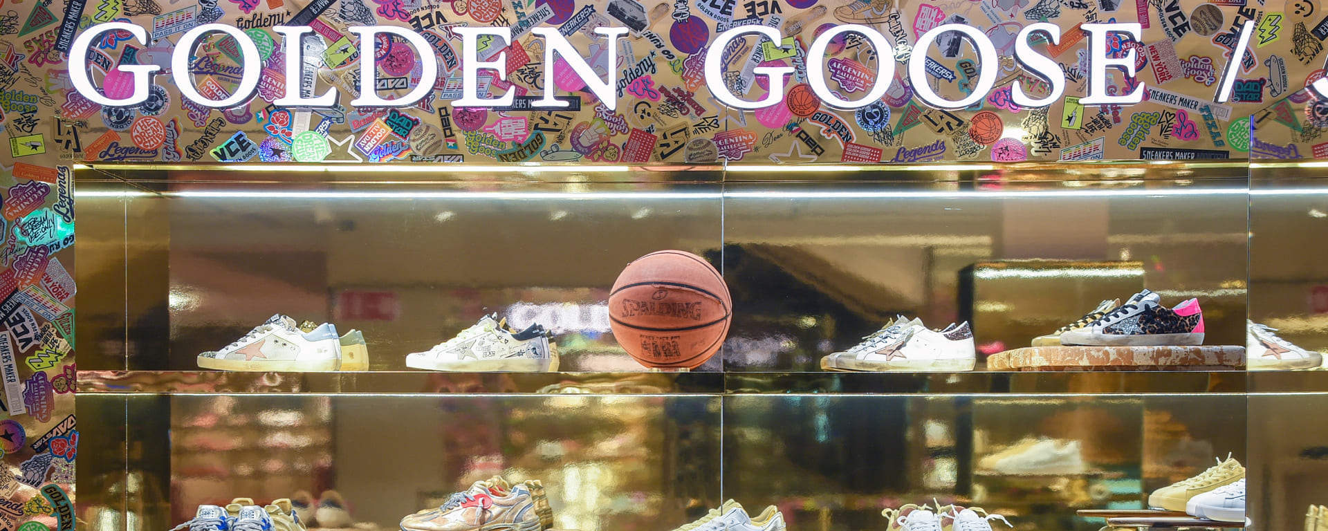 Golden Goose PARIS GALERIES LAFAYETTE WOMAN 3 sur 3