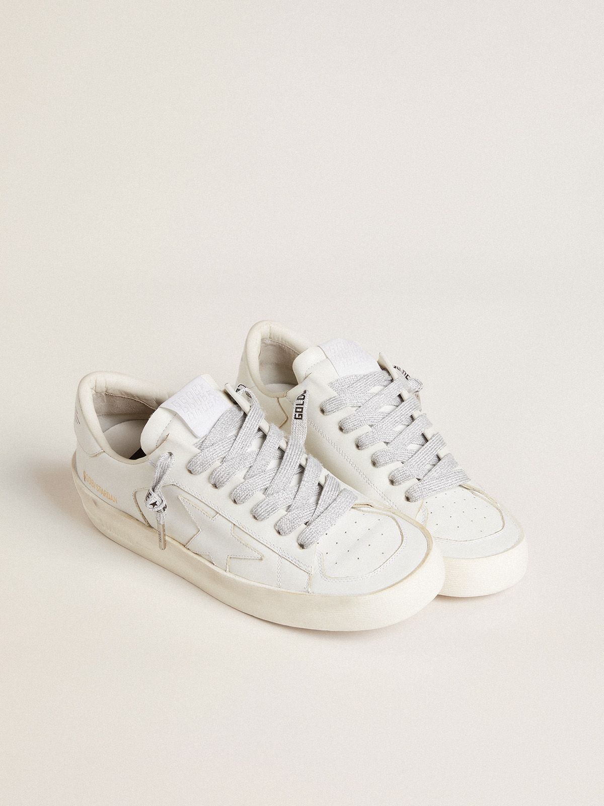 Ice-colored cotton laces with contrasting black logo | Golden Goose