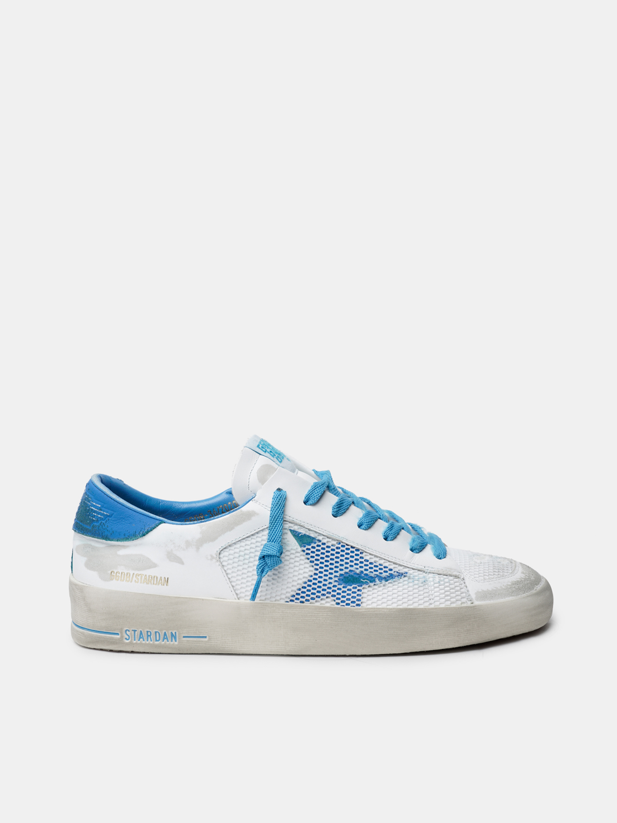 sneakers light blue