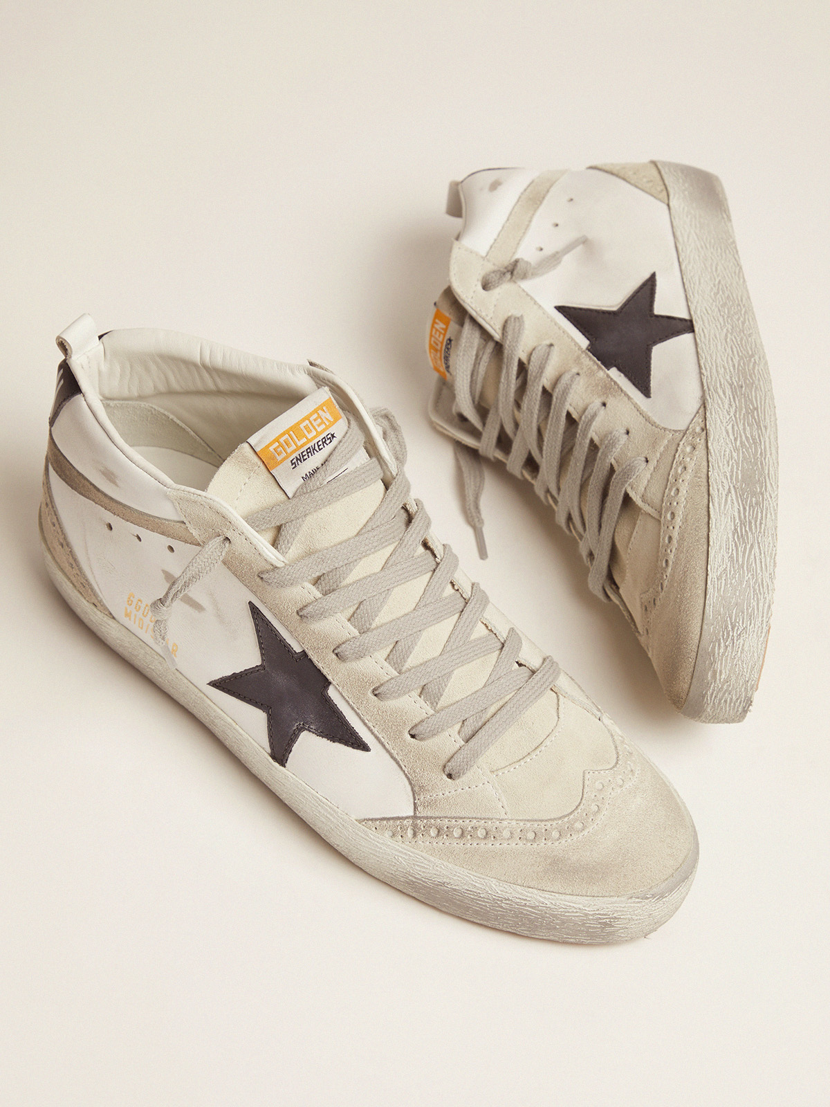 Men's Mid Star white with black star | Golden Goose