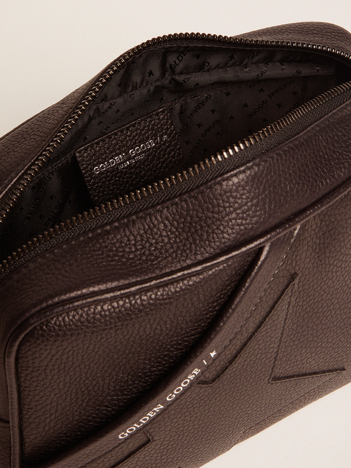 Women's Star bag in black leather | Golden Goose