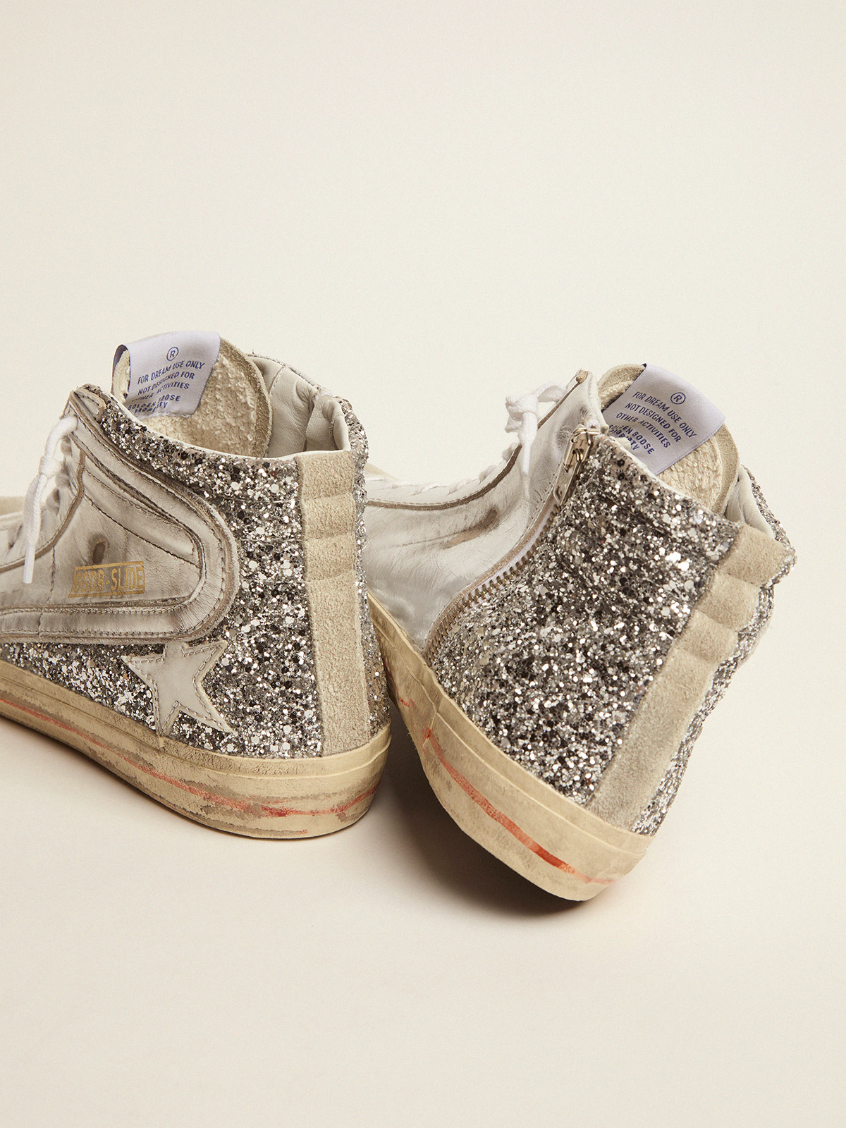 Women s Slide with laminated leather upper and silver glitter