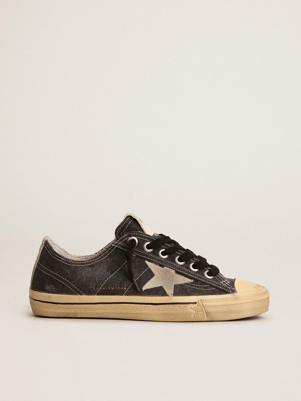 Women\'s V-Star LTD in black canvas with ice-gray star and heel | Golden  Goose