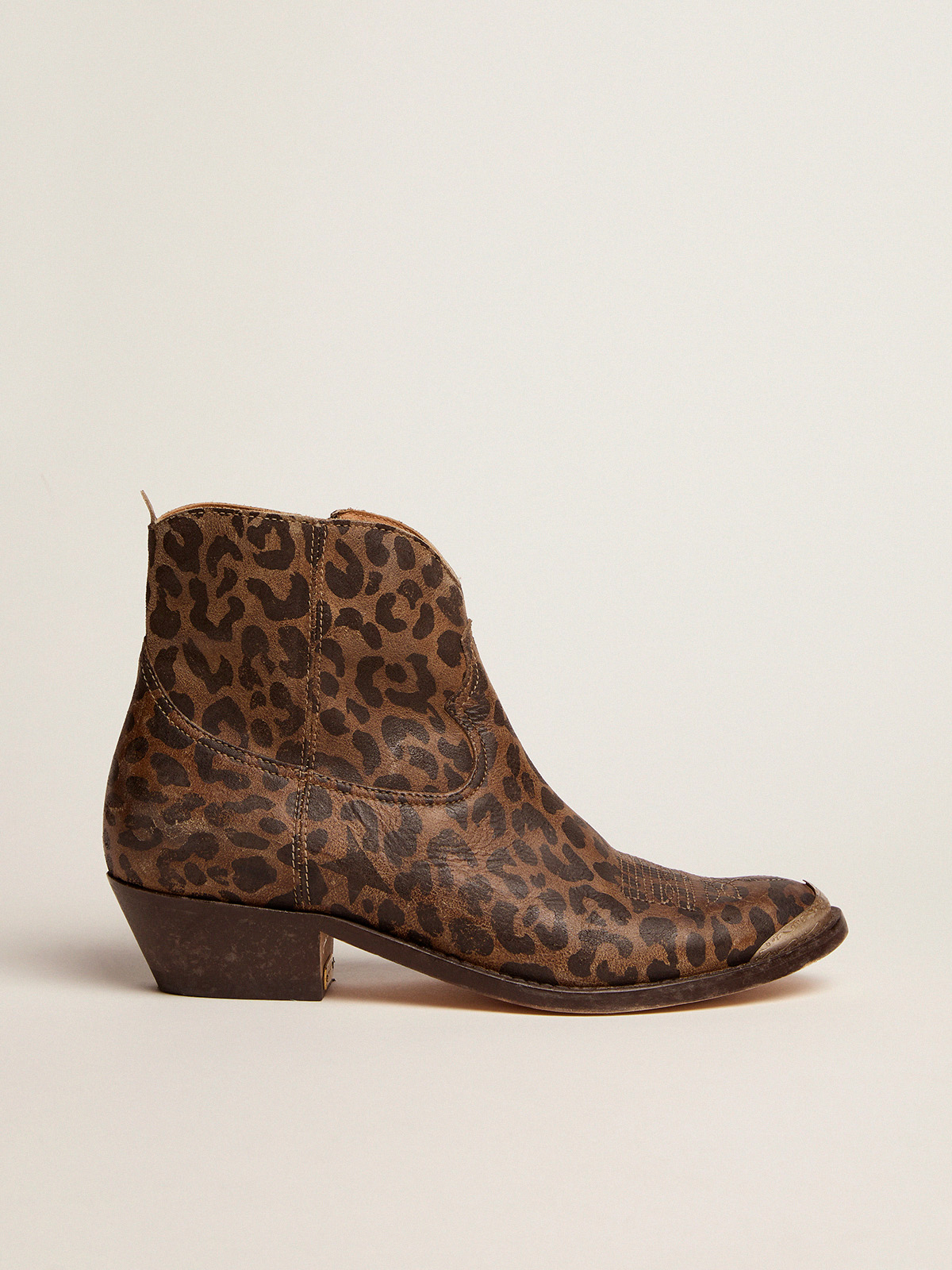 Black ankle boots shop with leopard print