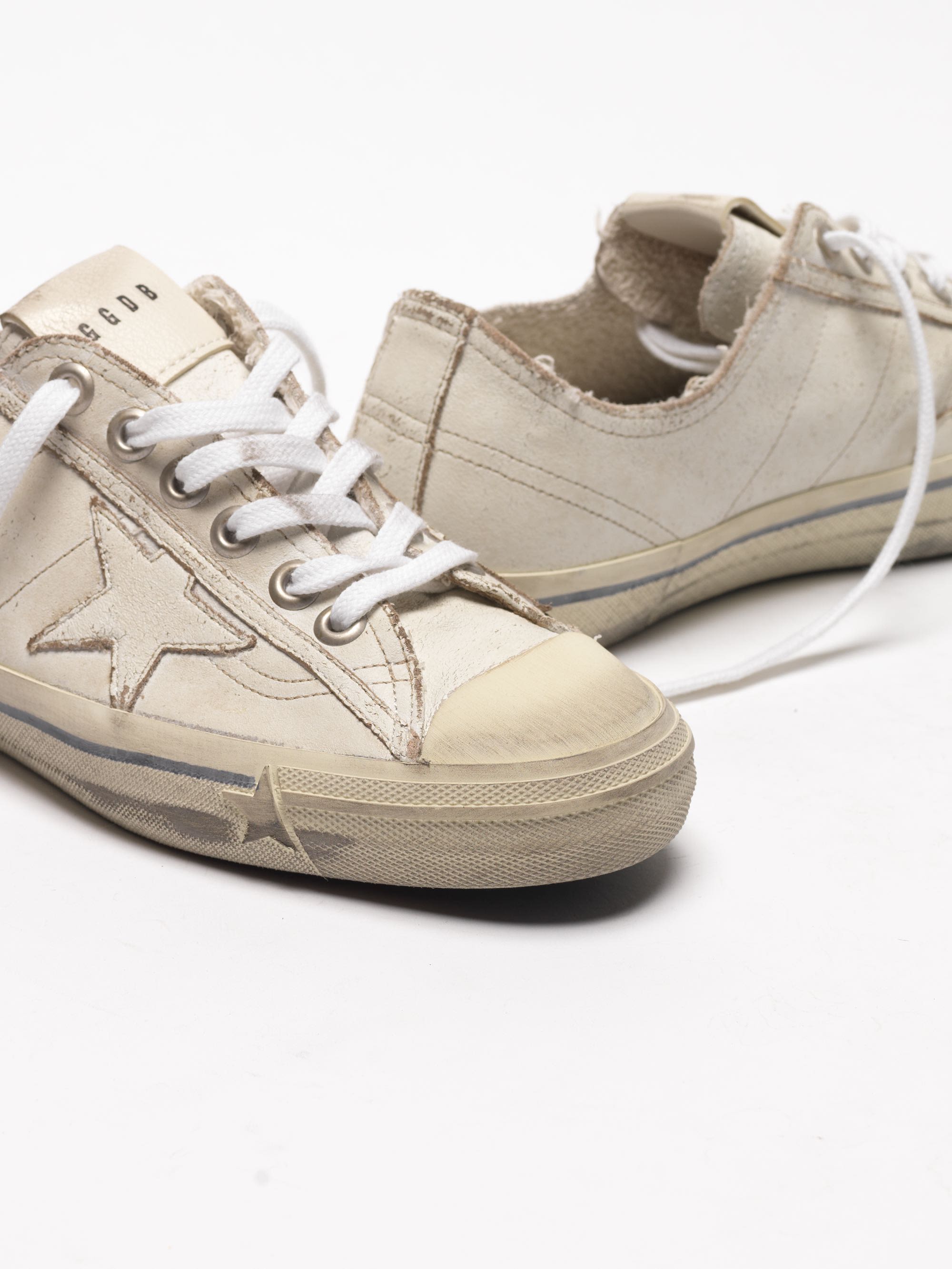 Golden goose sale vintage sneakers