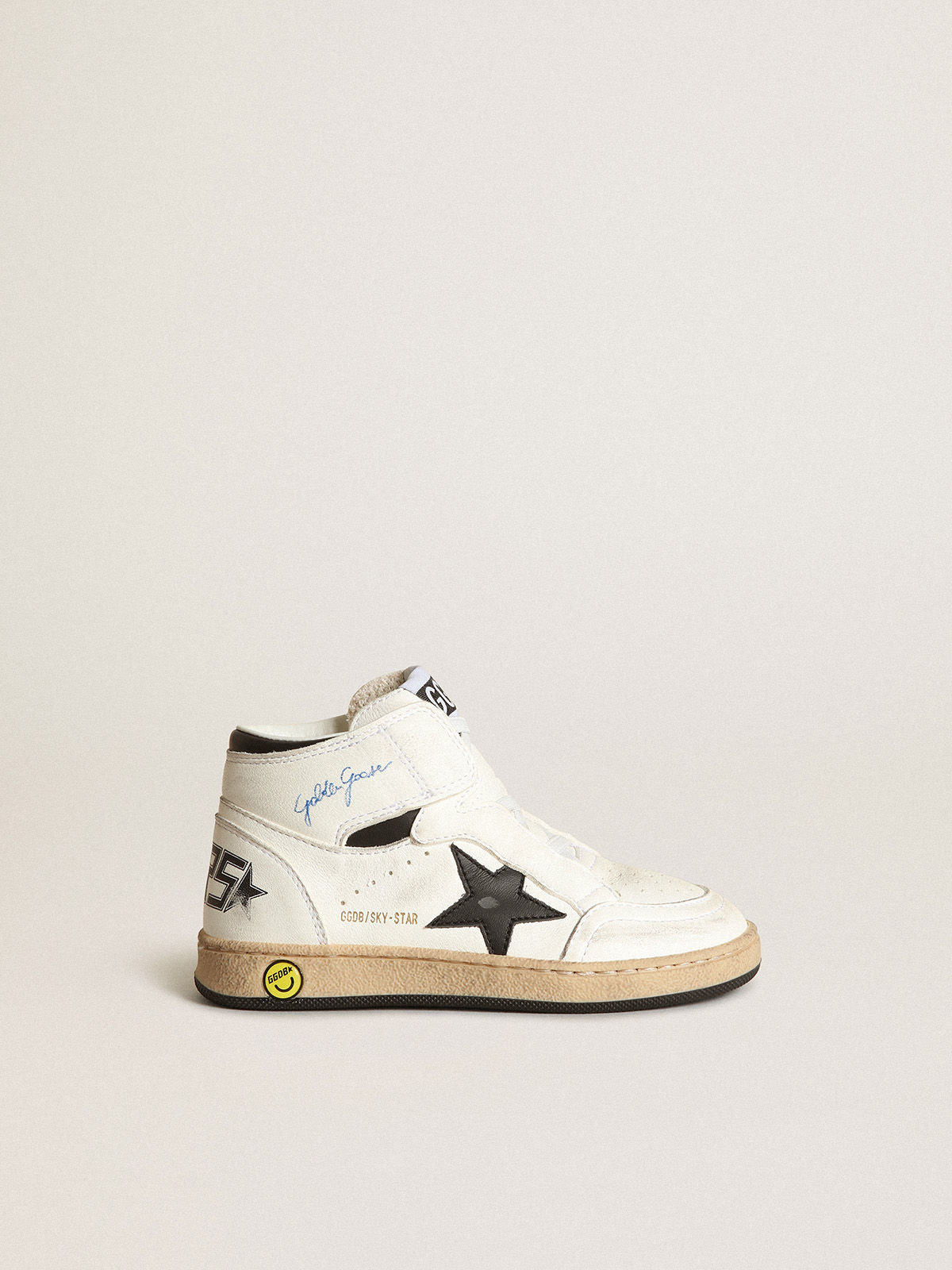 Rêver De Recevoir Des Chaussures En Cadeau Sky-Star Junior en nappa blanc avec étoile en cuir noir | Golden Goose