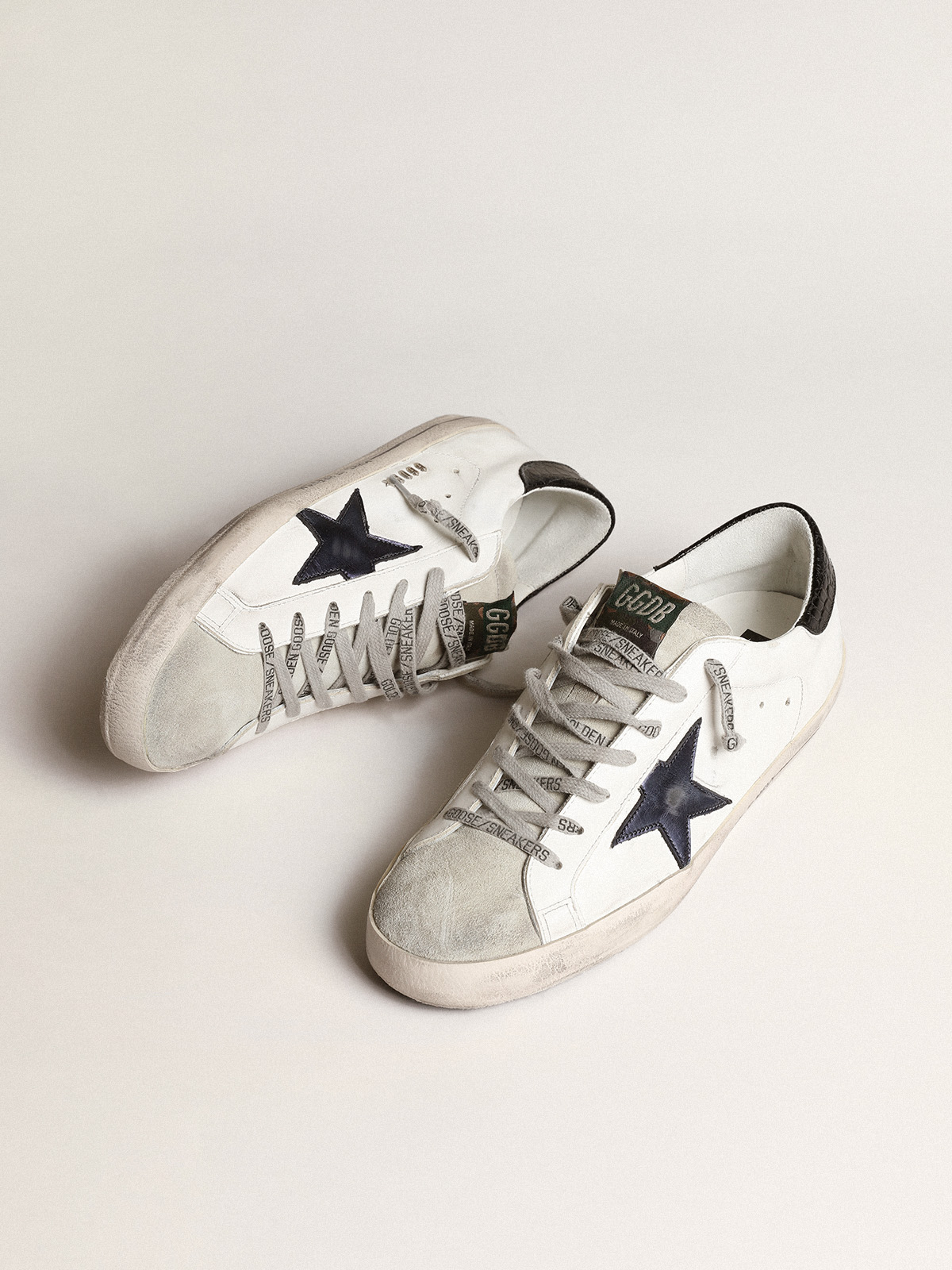 Superstar hotsell metallic sneaker