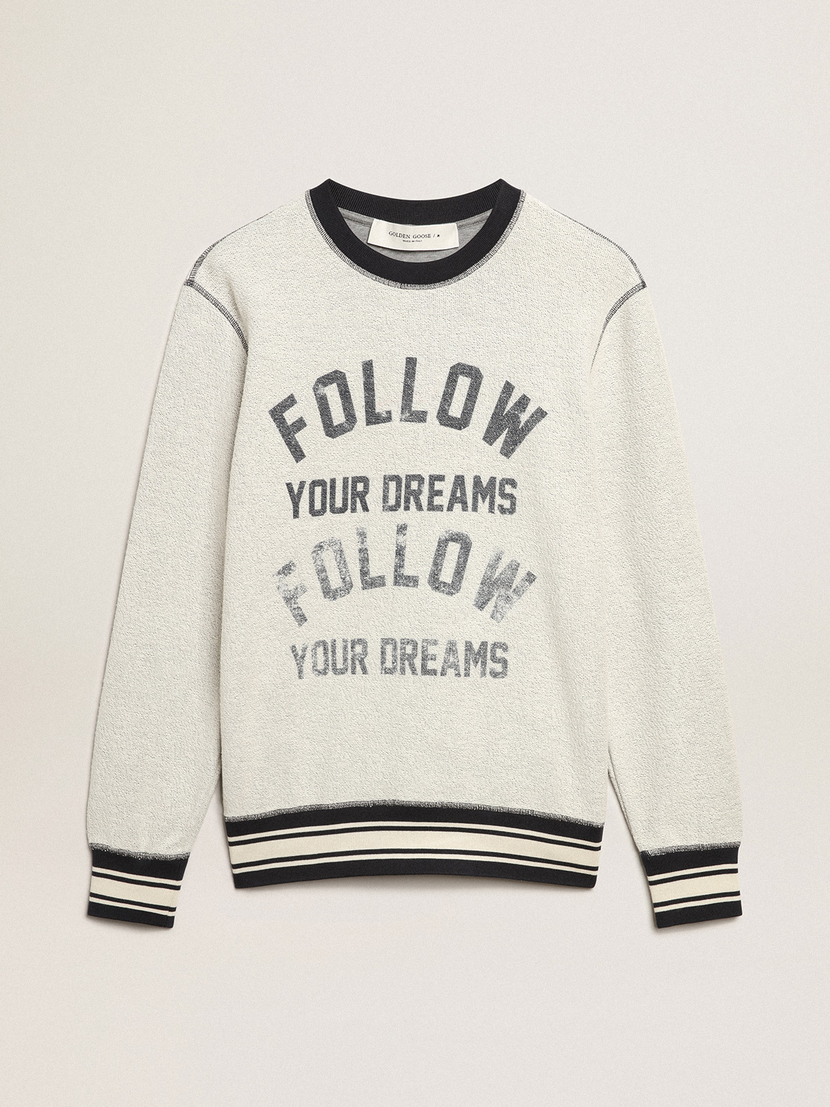 Gray round-neck sweatshirt with lettering