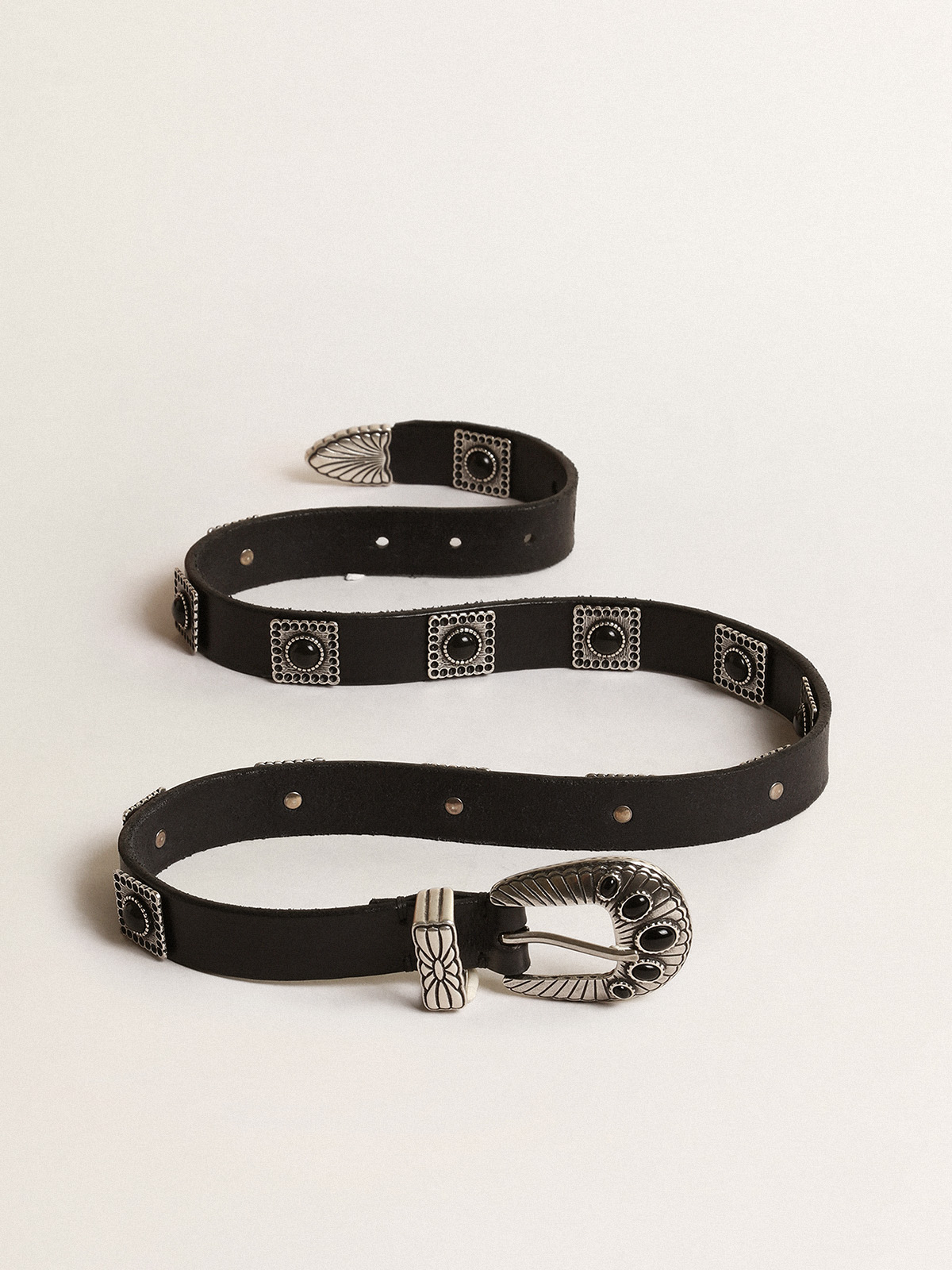 Shell belt in black leather with silver colored studs | Golden Goose