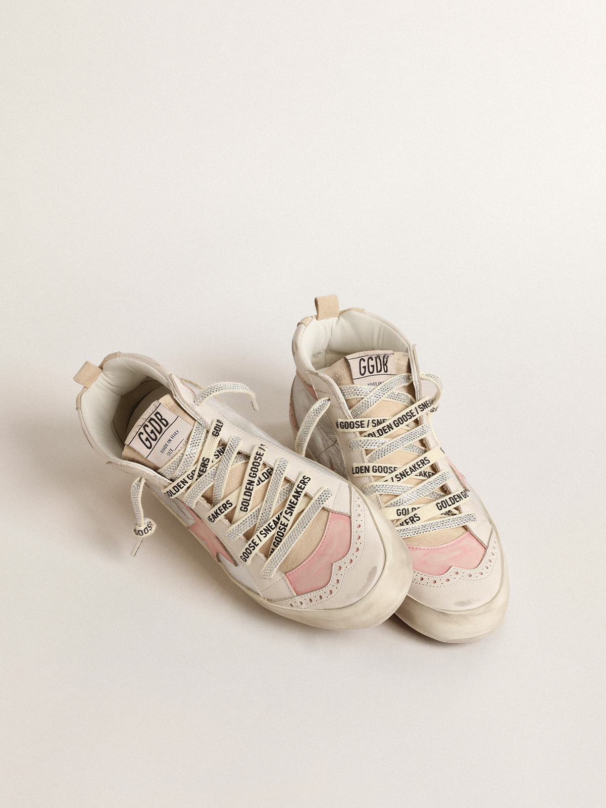 Mid Star LTD in silver metallic leather with pink star and flash | Golden  Goose