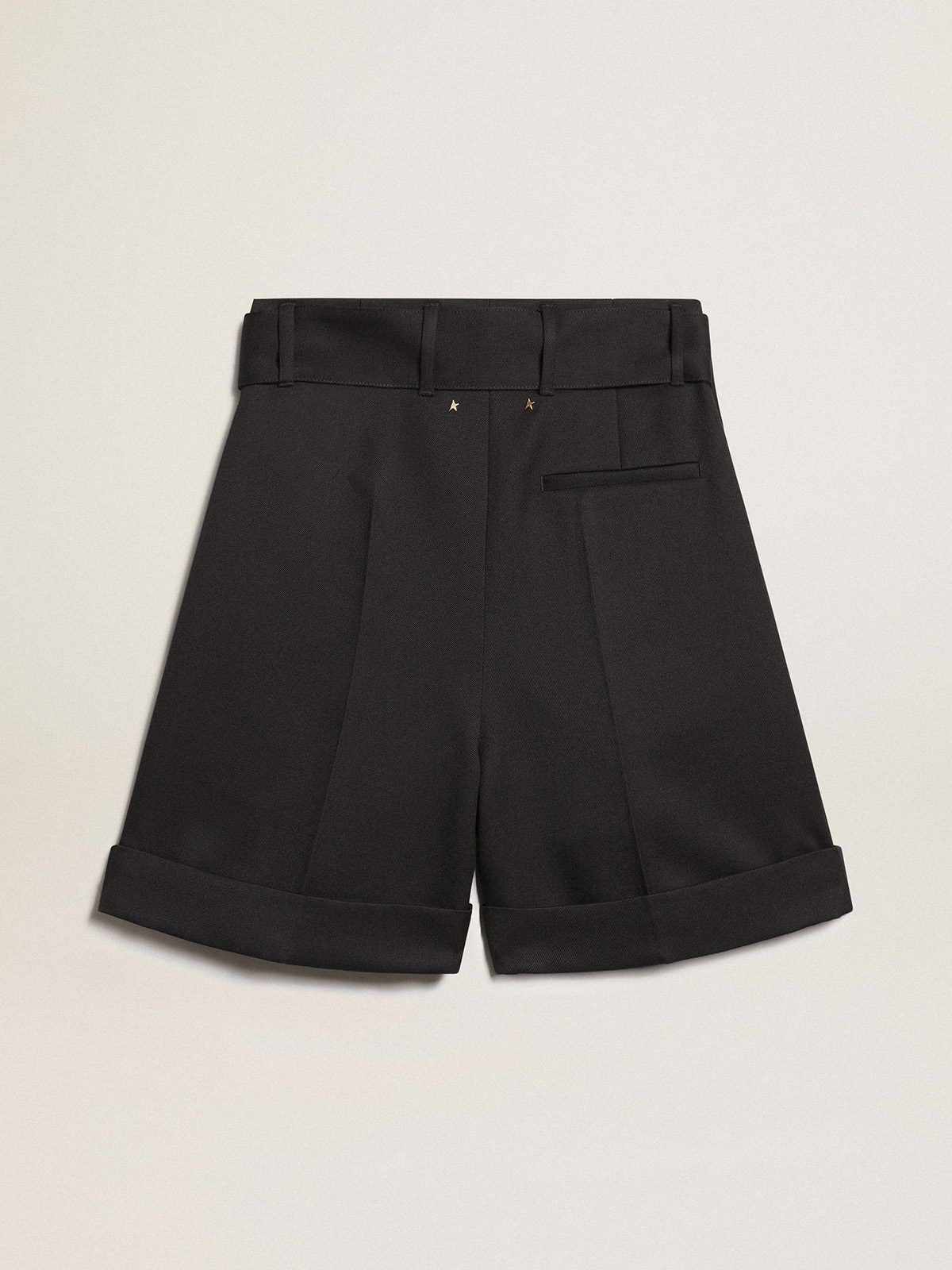 Women's shorts in black wool gabardine with waist belt