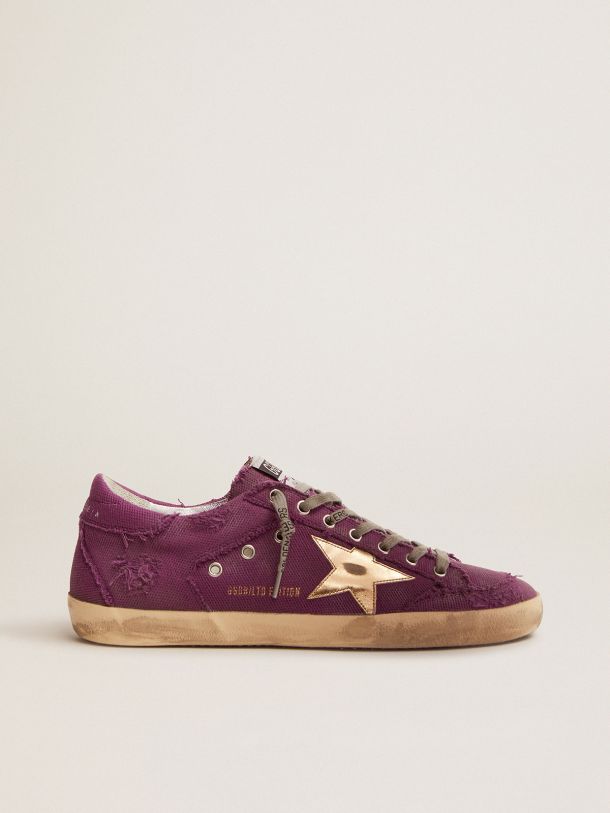 Golden Goose - Men’s Super-Star Penstar LAB sneakers in purple distressed canvas with gold laminated leather star in 