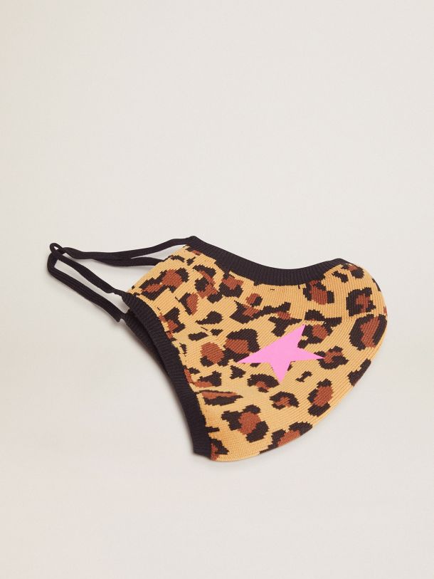 Leopard print Golden face mask with fuchsia star