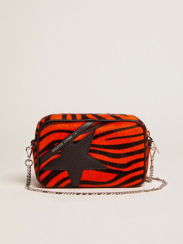 Mini Star Bag aus orangefarbenem Cavallino-Leder mit Tigerstreifen und schwarzem Lederstern