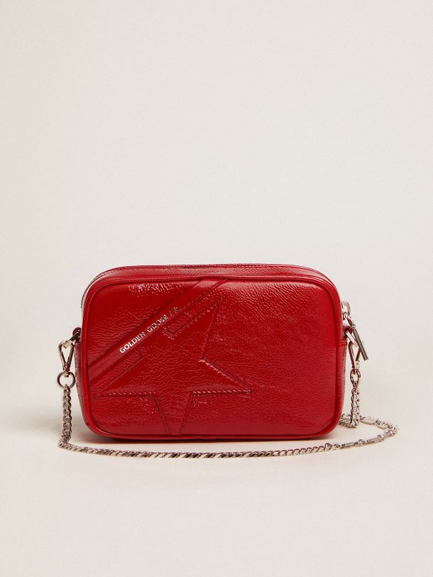 Golden Goose - Bolso Mini Star Bag de charol rojo con estrella tono sobre tono in 