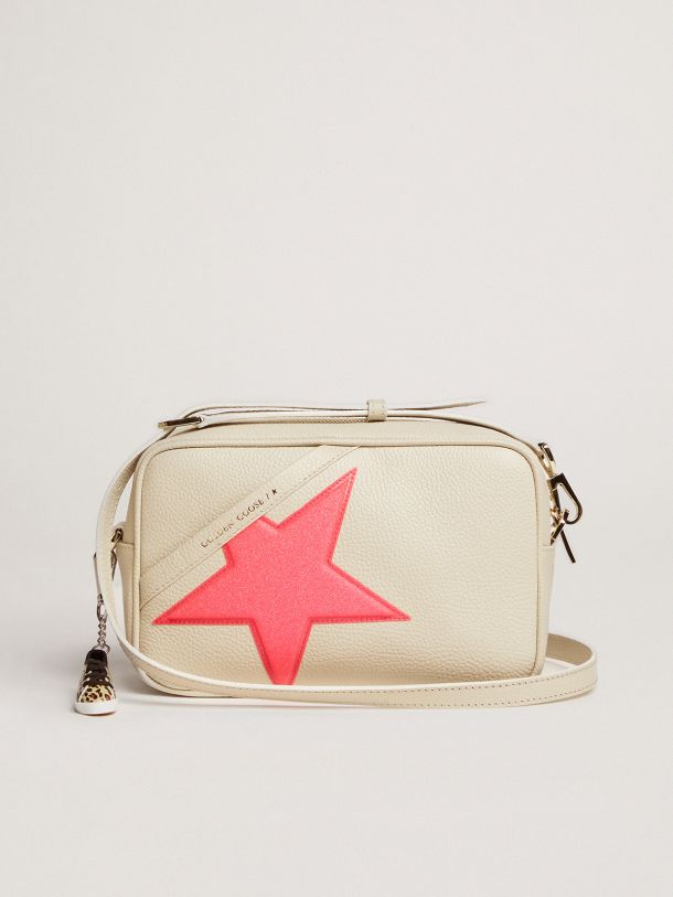 Golden Goose - Off-white Star Bag in hammered leather, fuchsia Golden Goose star with iridescent glitter in 