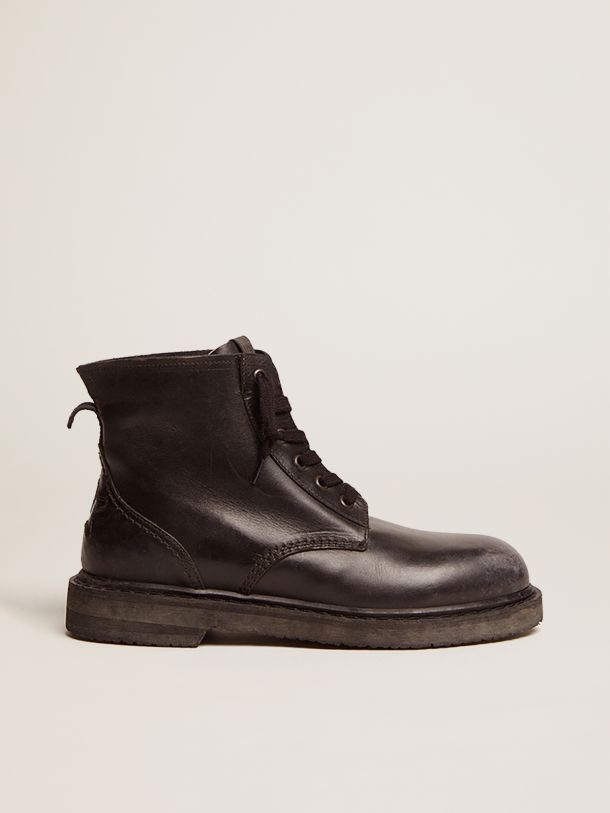 Golden Goose - Ele boots in black leather in 