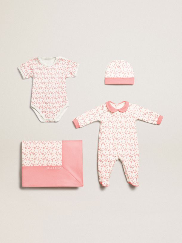 Conjunto regalo para bebé de la colección Star en color blanco con perfiles rosa y estrellas rosa all-over