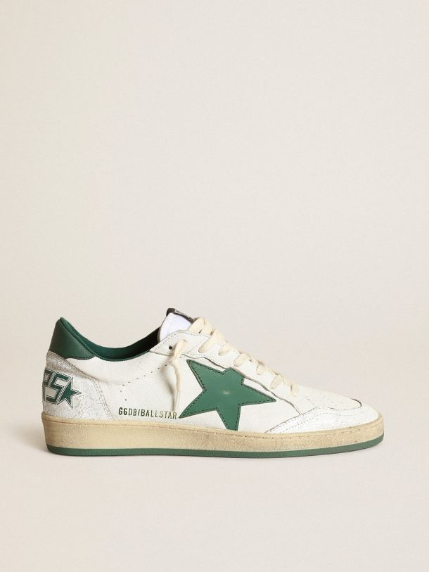 Golden Goose - Zapatillas deportivas Ball Star de napa blanca con estrella y refuerzo del talón de piel mate verde in 