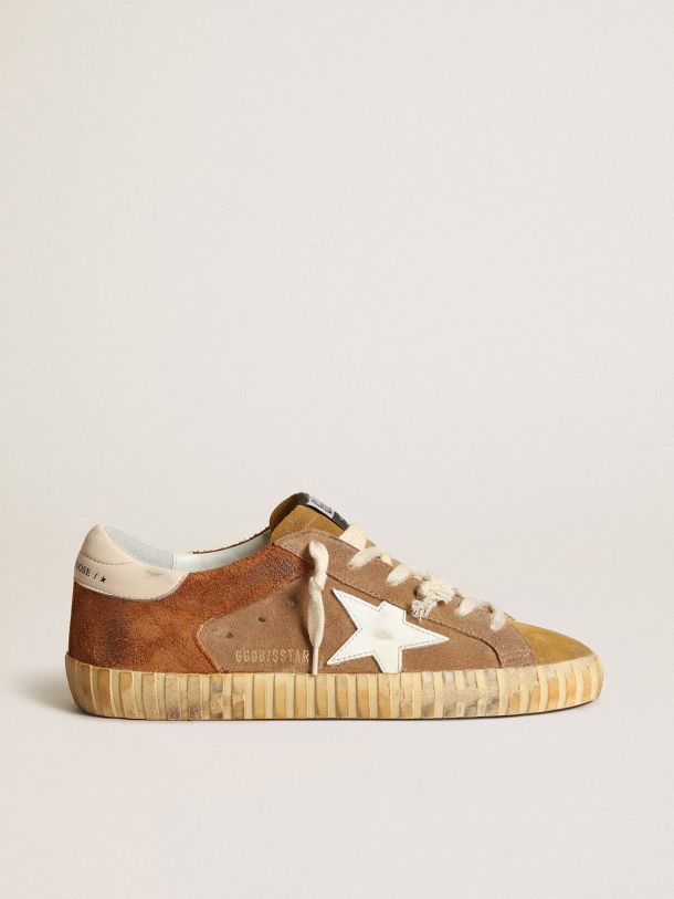Golden Goose - Women’s Super-Star sneakers in tobacco and brown suede with white leather star in 