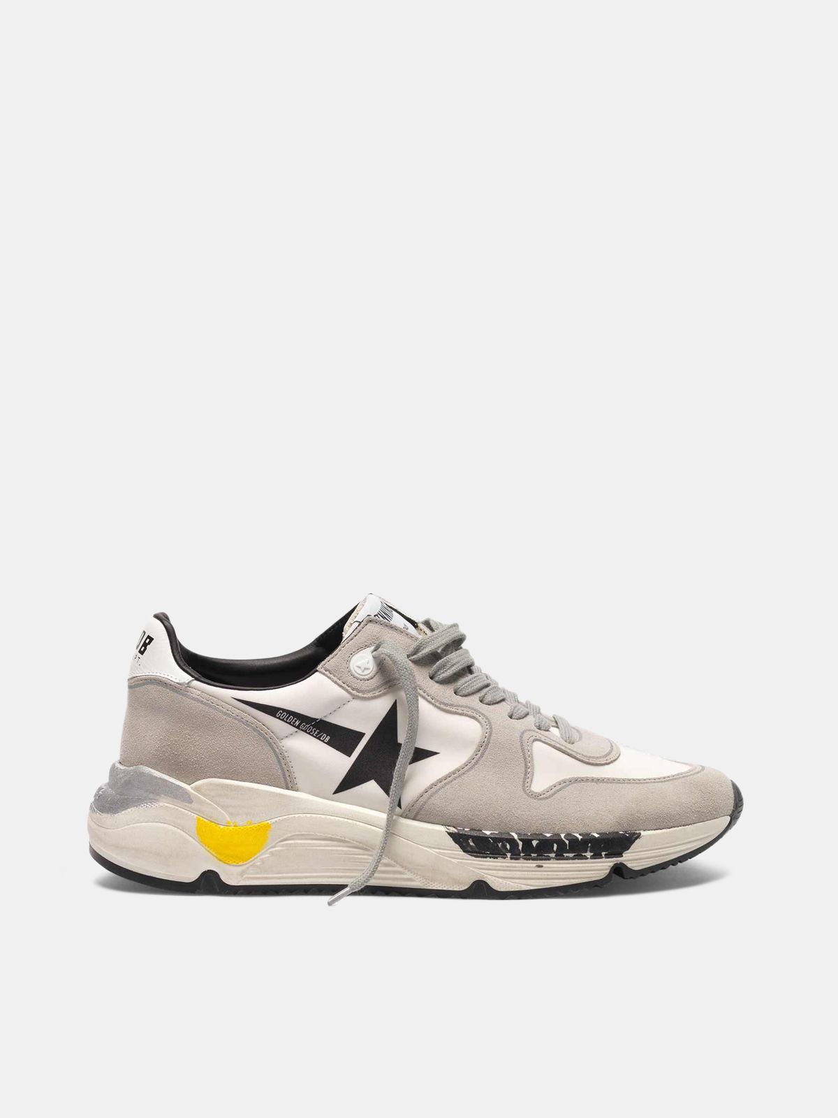 Running Sole sneakers in leather and Lycra with black star | Golden Goose