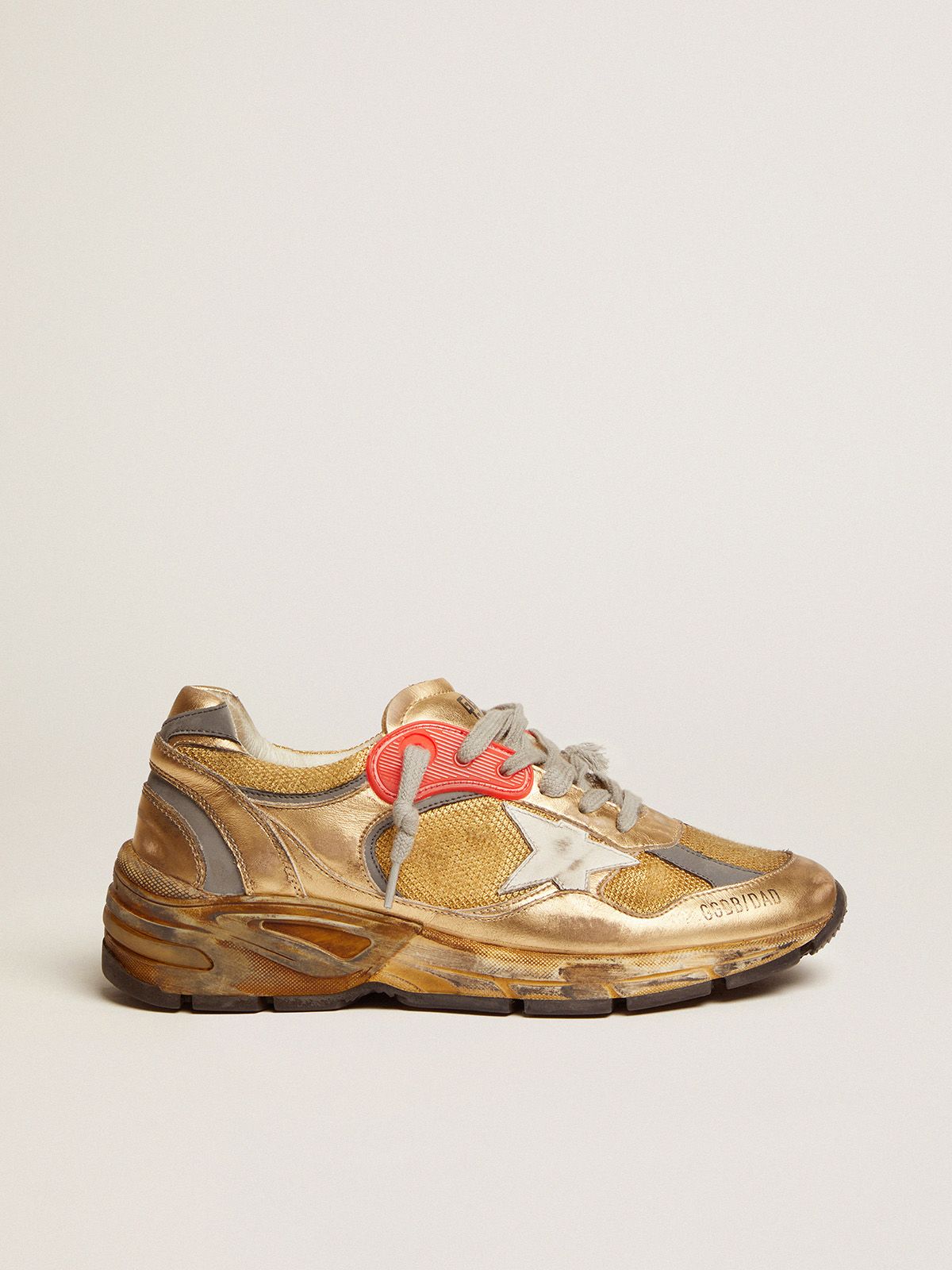 Women S Gold Dad Star Sneakers Golden Goose