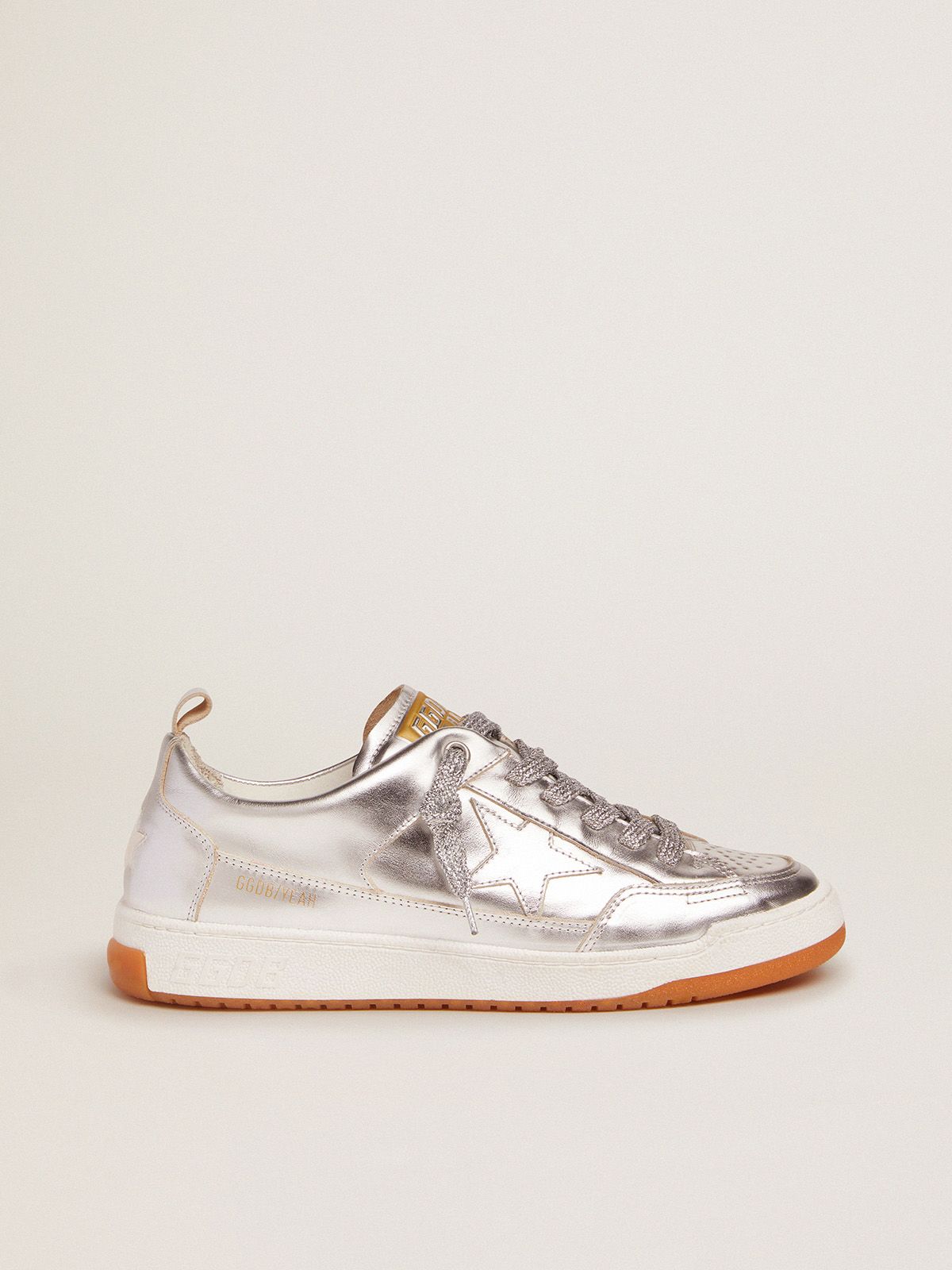 sneakers yeah golden goose