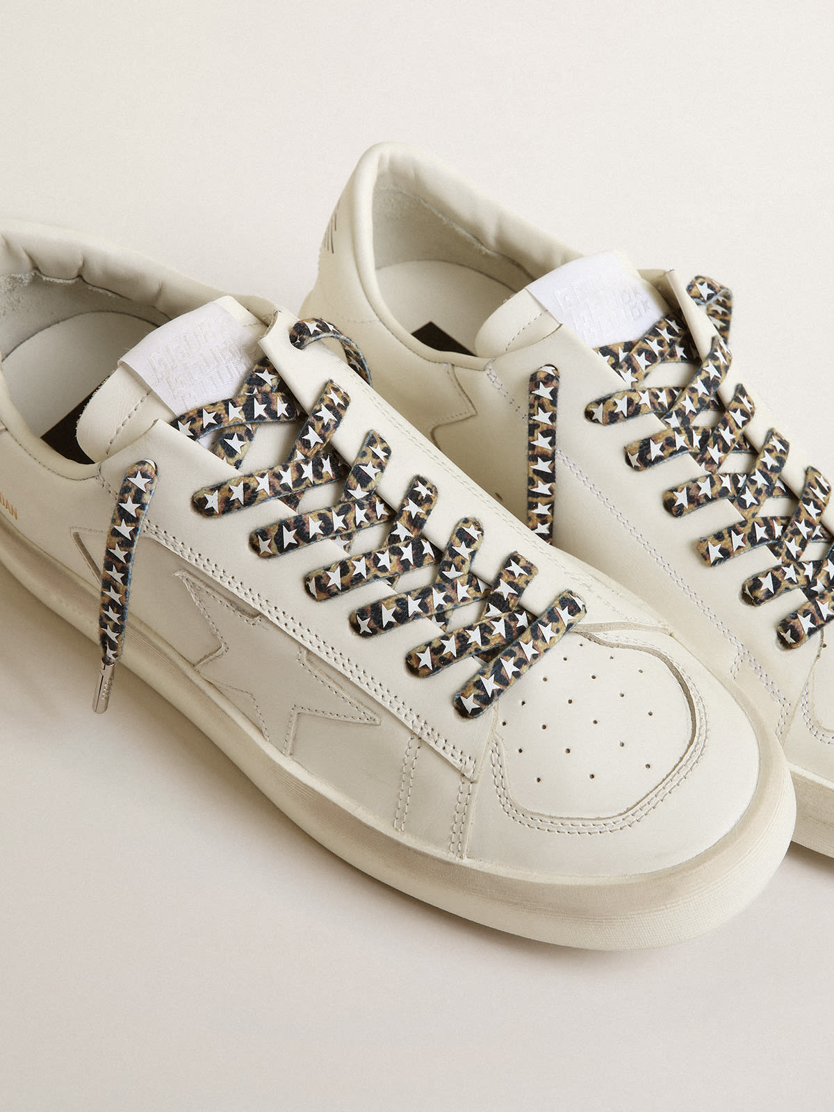 Golden Goose - Beige and brown leopard-print laces with contrasting white stars in 