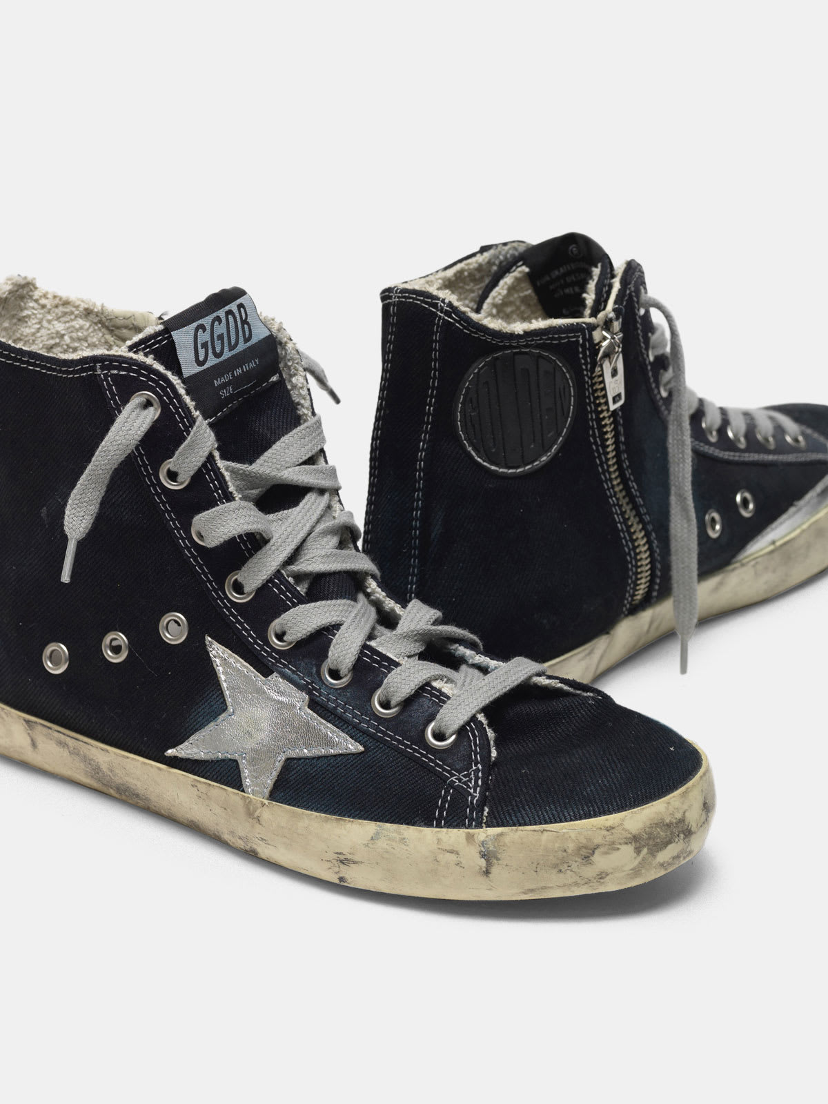 Francy sneakers in canvas with laminated star