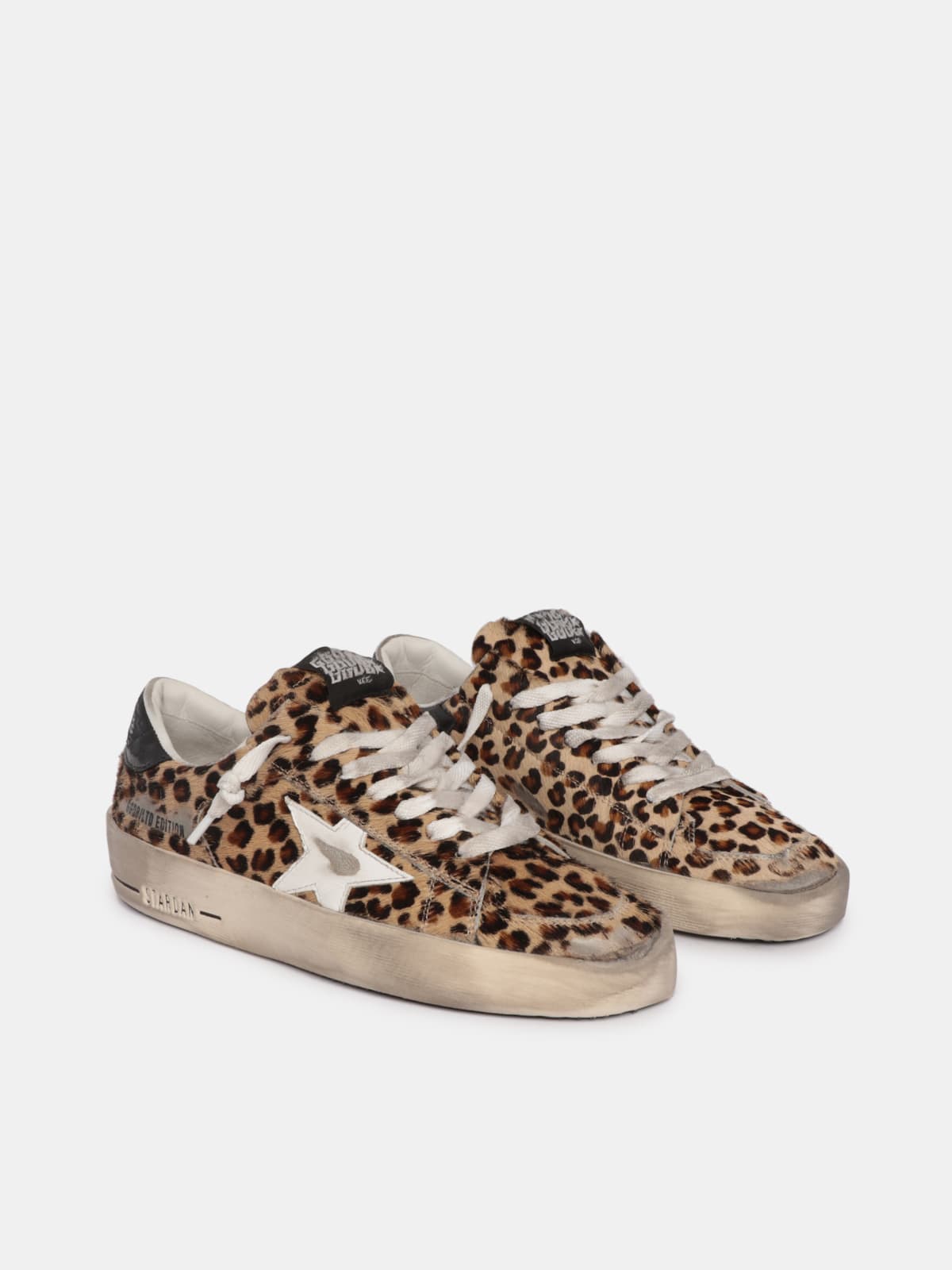 Sneaker Stardan LTD aus CavallinoLeder mit LeoDessin und Stern aus weißem Leder Golden Goose