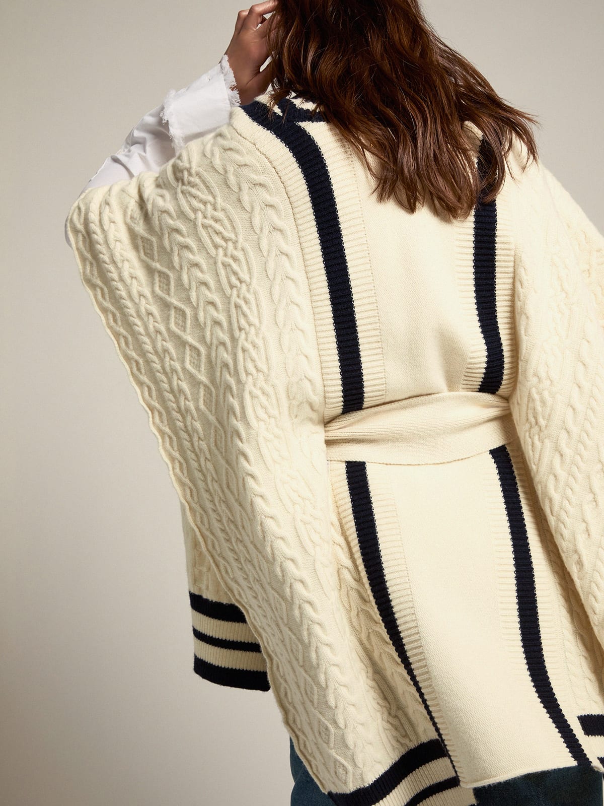 Golden Goose - Oversize Journey Collection Dane cape in natural white-colored wool with contrasting blue details in 