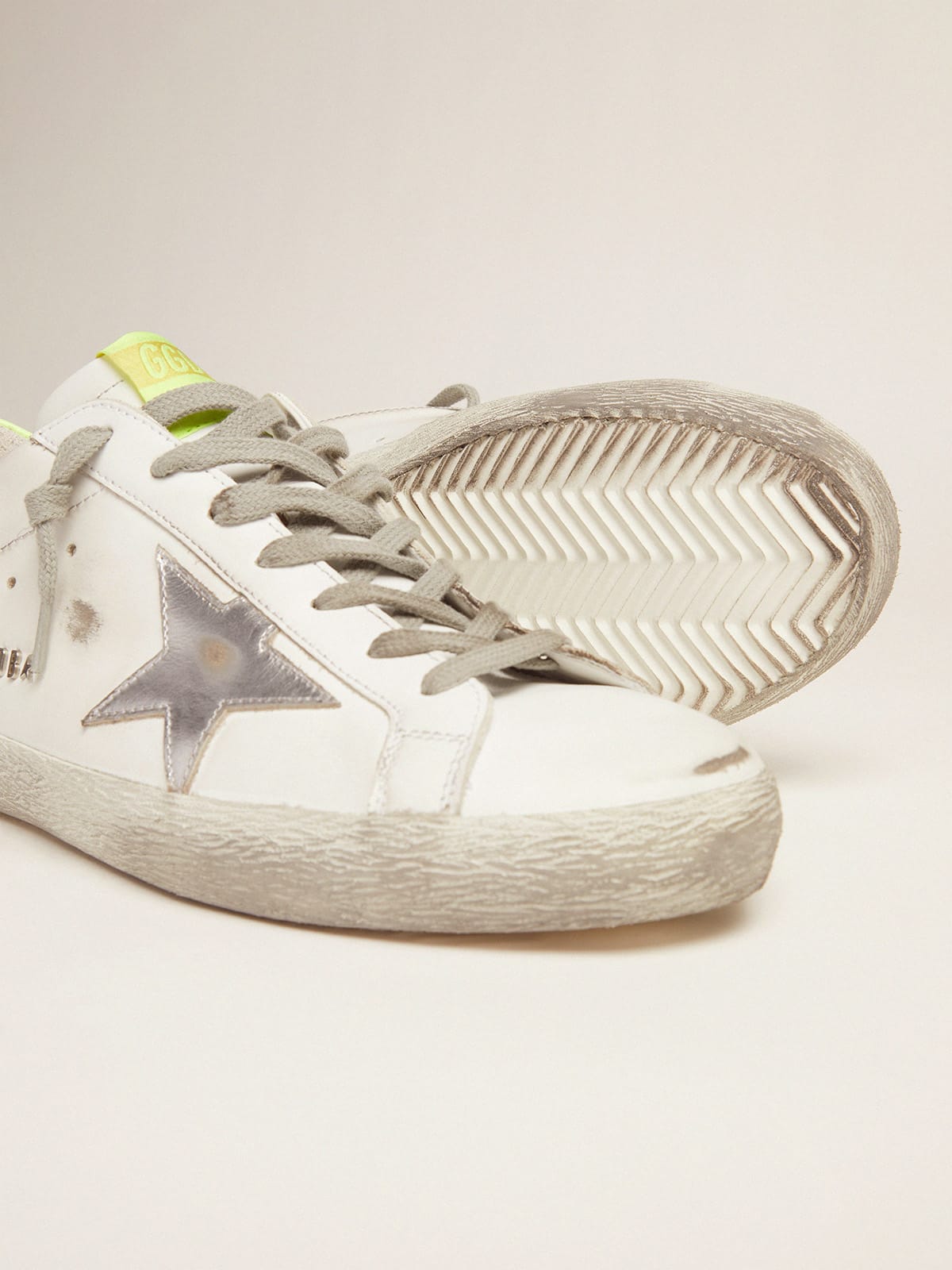 Golden goose hot sale neon yellow