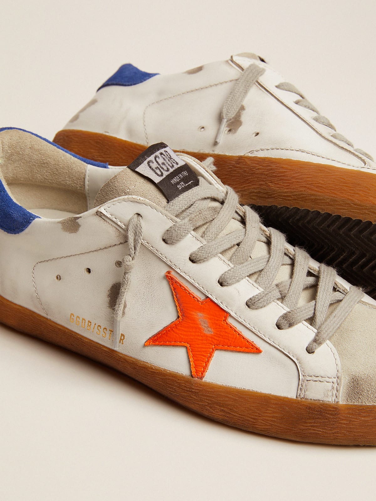 Golden goose cheap neon star