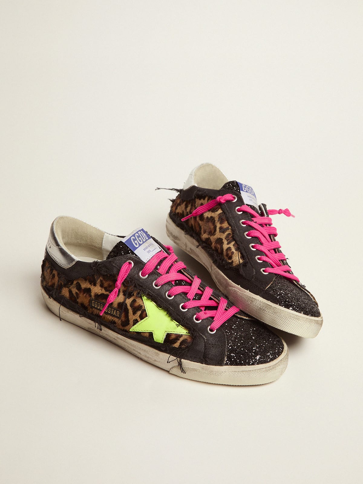 Golden Goose - Super-Star sneakers in leopard-print pony skin and black canvas in 