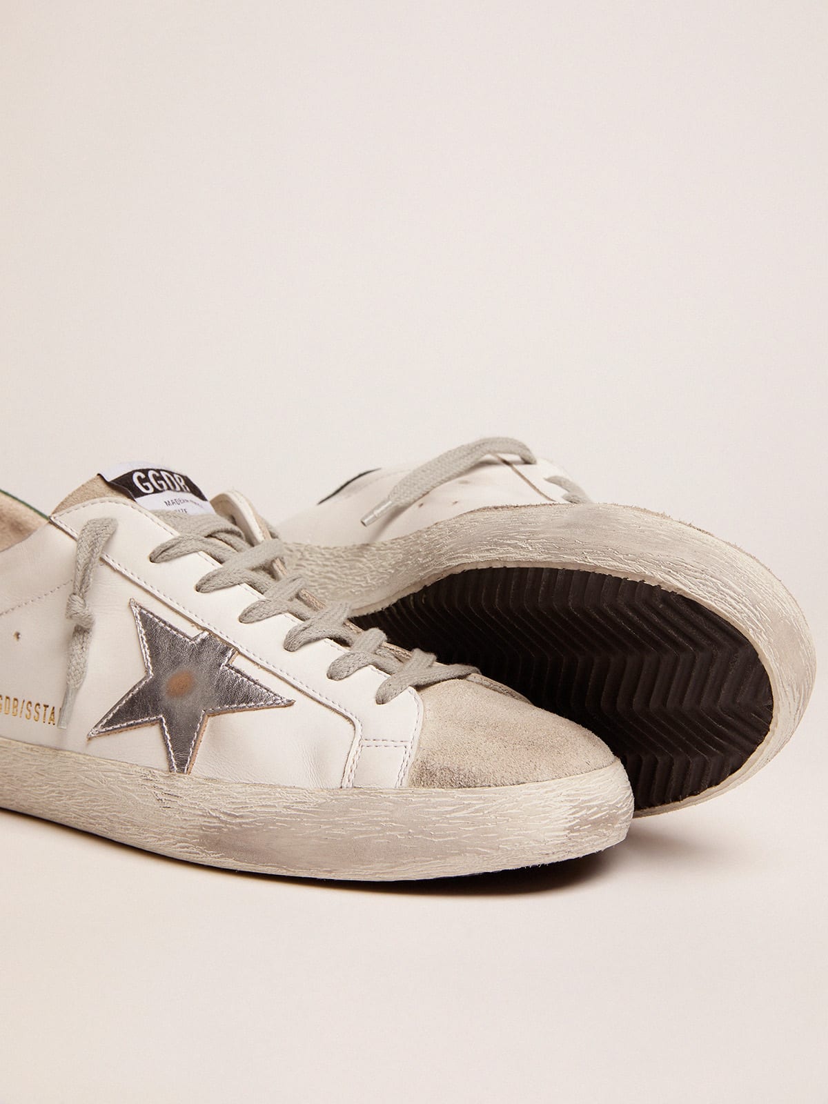 Super-Star sneakers with green leather heel tab and silver star